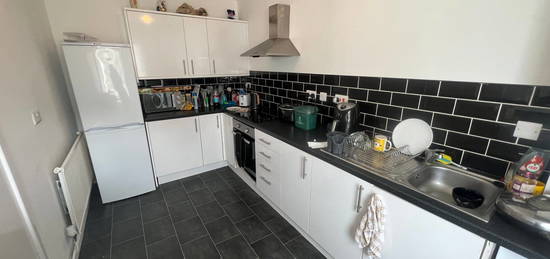 3 bed shared accommodation to rent