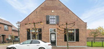 Dorpsstraat 75