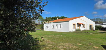 A la Fradinière Maison sur grande parcelle