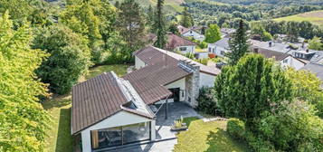 *Ihre einmalige Chance* - Besonderes Anwesen in Oberstenfeld mit vielfältigen Möglichkeiten!