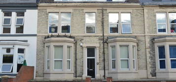 Flat to rent in Osborne Road, Jesmond, Newcastle Upon Tyne NE2