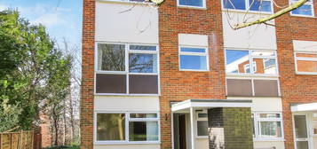 End terrace house for sale in Carlton Road, Harpenden AL5