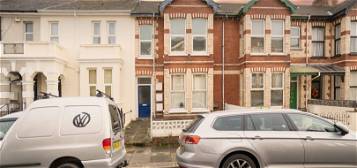 Flat to rent in Salisbury Road, Lipson, Plymouth PL4