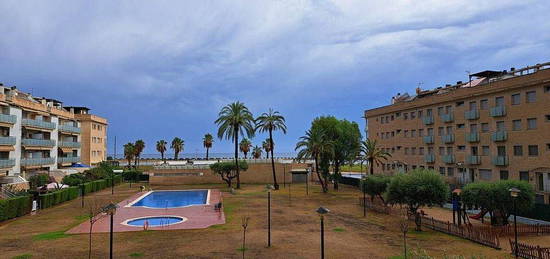 Piso en calle De Rafael Casanova en Pla de Sant Pere-Les Salines, Cubelles