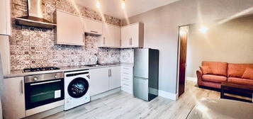 2 bed flat to rent