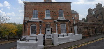 Flat for sale in Queen Street, Ramsgate CT11