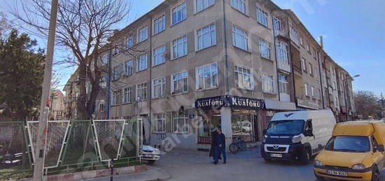 KONYA KARATAY MERKEZ SATILIK ARAKAT 2+1 BAKIMLI DAİRE PARK CEPHE