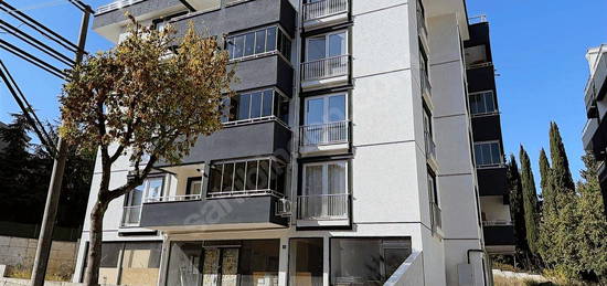 MUDANYA YOLUNA YAKIN BALAT 3+1 KİRALIK DAİRE