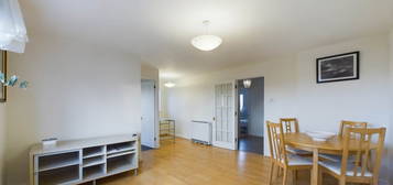 2 bed flat to rent