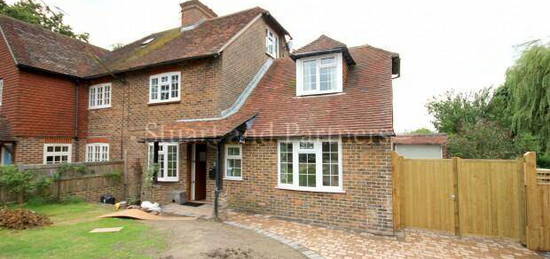 4 bedroom semi-detached house