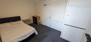 1 bedroom house share