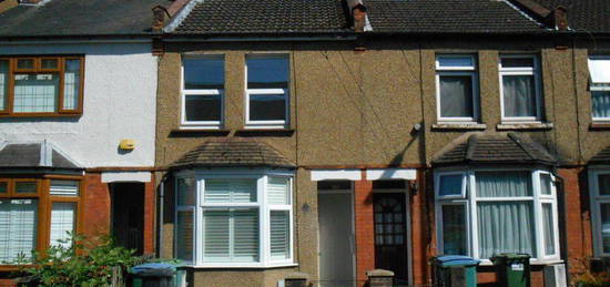 Terraced house to rent in Hagden Lane, Watford WD18