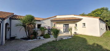 CHAURAY MAISON PP, 3 CH, PISCINE, 155M²