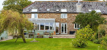 3 bed barn conversion for sale