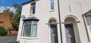 5 bedroom terraced house