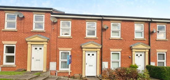 2 bedroom detached house