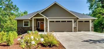 6362 Forest Ridge Rd, Springfield, OR 97478