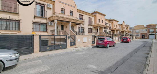 Casa adosada en venta en Cijuela