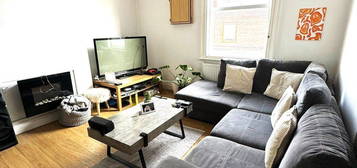 2 bed flat to rent