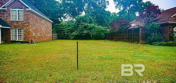 6342 Hillcrest Trace Dr, Mobile, AL 36609