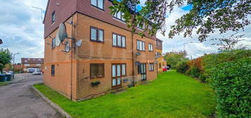 1 bedroom ground floor flat for sale