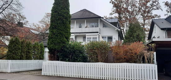 Charmante helle Gartenwohnung mit Terrasse in München Trudering