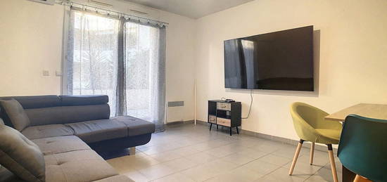 Appartement  à louer, 2 pièces, 1 chambre, 42 m²