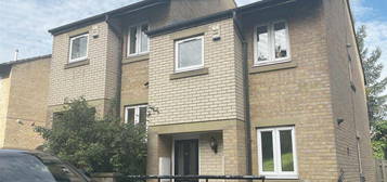 2 bedroom semi-detached house