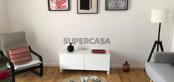 Apartamento T2 remodelado em S. Domingos de Benfica