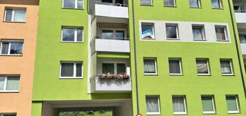 3 Zimmer Wohnung mit Balkon, im 3.Stock ohne Lift