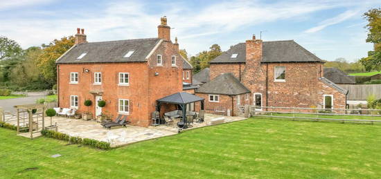 7 bedroom farm house for sale