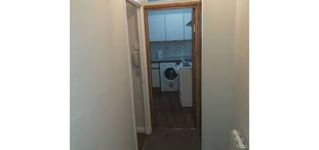 Flat to rent in Hoole Road, Chester CH2