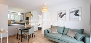 Appartement meublé  à louer, 4 pièces, 3 chambres, – m²