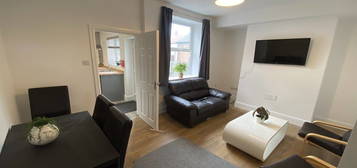 5 bed shared accommodation to rent