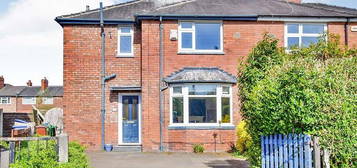 3 bedroom semi-detached house to rent