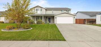 5600 Kona Dr, West Richland, WA 99353