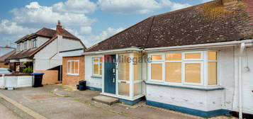 Terraced house to rent in Seaview Road, Canvey Island SS8