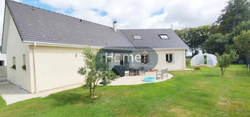 Maison comtemporaine de 2012 190m2 5ch 3 sdb à Yerville