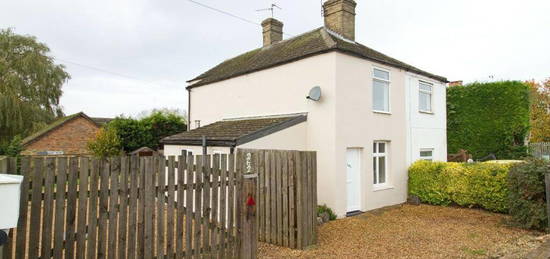 3 bedroom semi-detached house