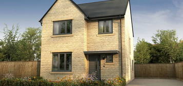 4 bed detached house for sale