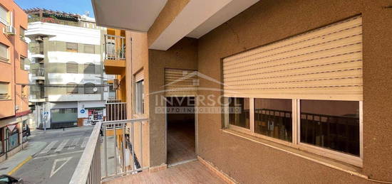 Piso en venta en Calle Murillo, 14, Adra