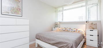 Flat to rent in Moyle House, Churchill Gardens, Pimlico SW1V