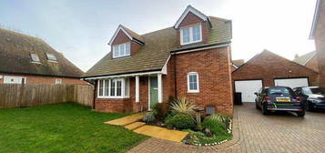 3 bedroom detached house