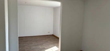 sehr schöne 2-3 Zimmer Wohnung in Neukirchen