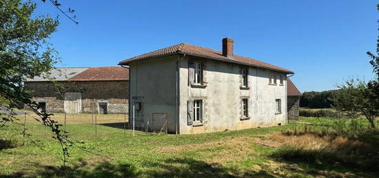 Corps de ferme 1 étage  à vendre, 7 pièces, 2 chambres, 70 m²