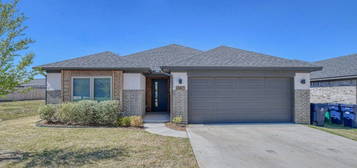 13413 Grass Plain Ave, Yukon, OK 73099