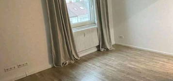 Schöne 2-Raum-Wohnung in Berkheim tel 0174 9812321