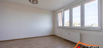 Pronájem bytu 1+kk 33 m²