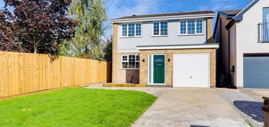 3 bed detached house to rent