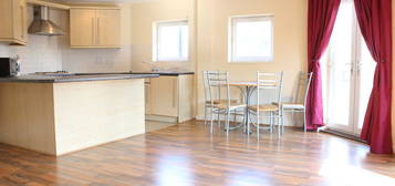 2 bed flat to rent